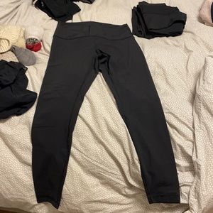 Black workout material Lululemon’s